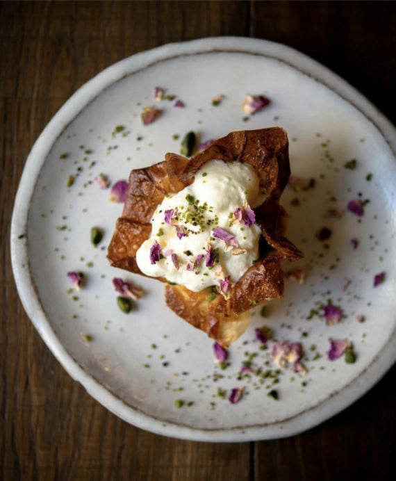 Pastilla à la pistache et aux roses de Damas